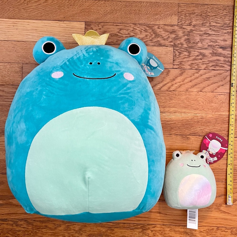 14” Ludwig & 5” Fenra Valentines Frog Squishmallows with crown set of 2 NWT